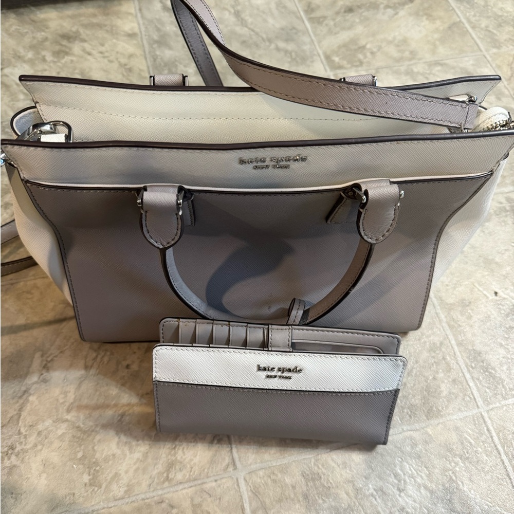Gray and White Kate Spade purse with matching wallet